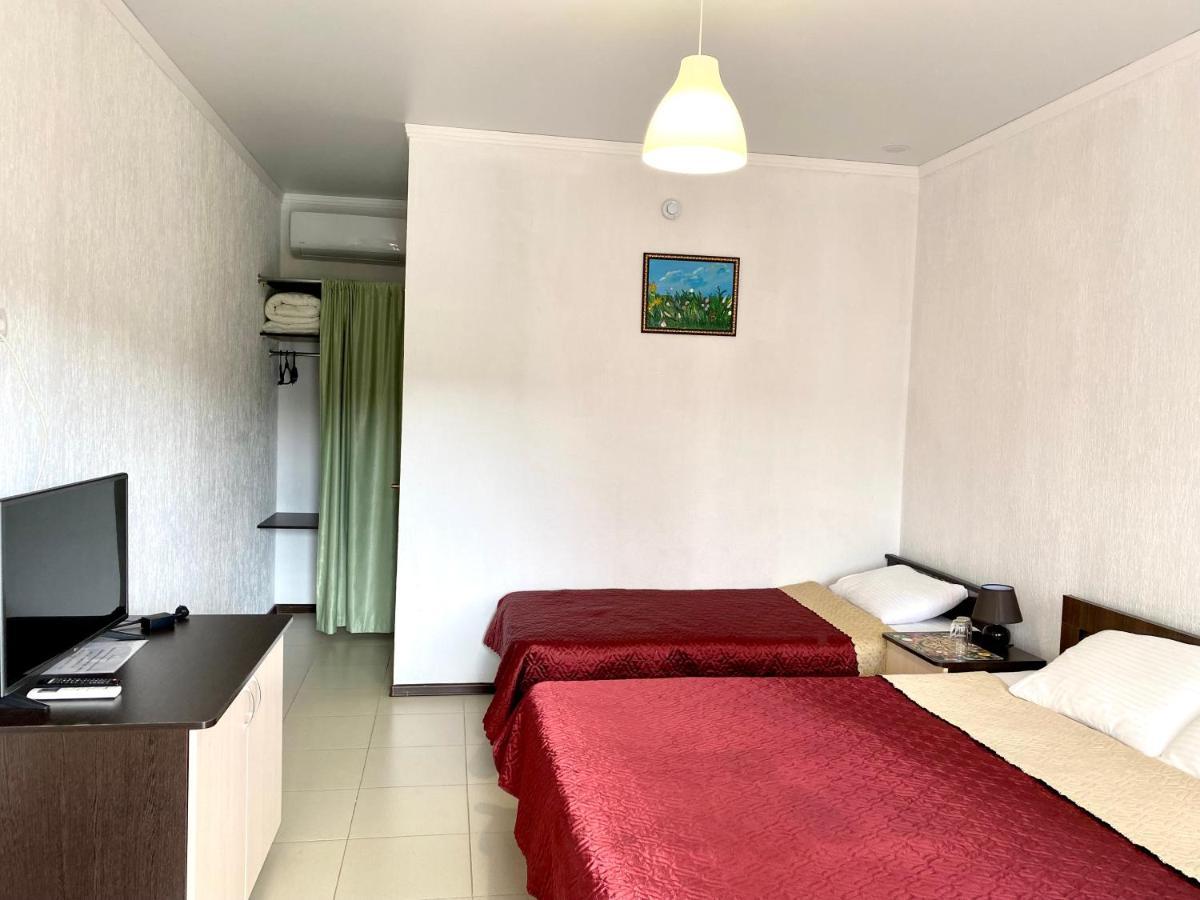 Hotel Solntse Abkhazii Lidzava Exterior photo